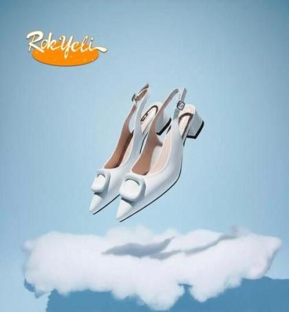 aaron-fairy-chaussure-ouverte-à-l’arrière-–-chic-et-modernité-au-rendez-vous