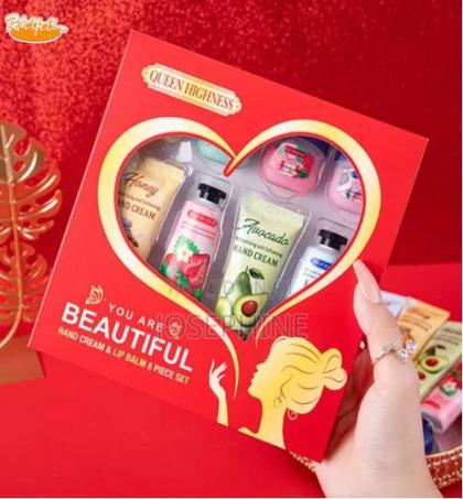 crème-mains-et-baume--à-lèvres